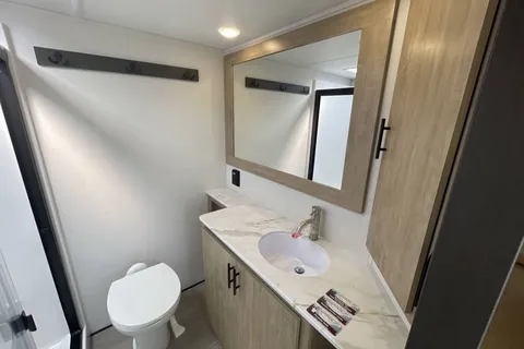 Skyline Glamping - Forest River Campsite Elite 36JI Fifth Wheel