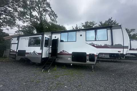 Skyline Glamping - Forest River Campsite Elite 36JI Fifth Wheel
