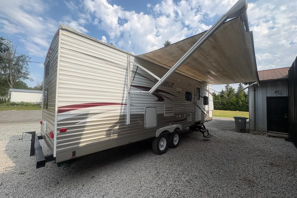 Shiraz's Starcraft 29FT Bunk house Travel Trailer