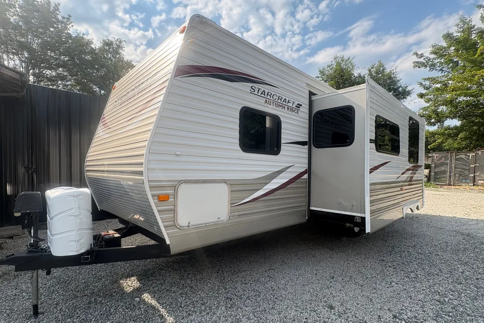 Shiraz's Starcraft 29FT Bunk house Travel Trailer