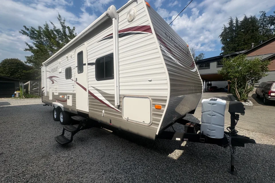 Shiraz's Starcraft 29FT Bunk house Travel Trailer