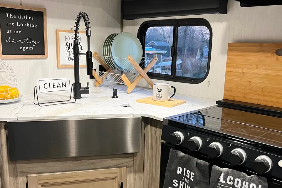 Joshua's Forest River Alpha Wolf 30RDB-L Travel Trailer