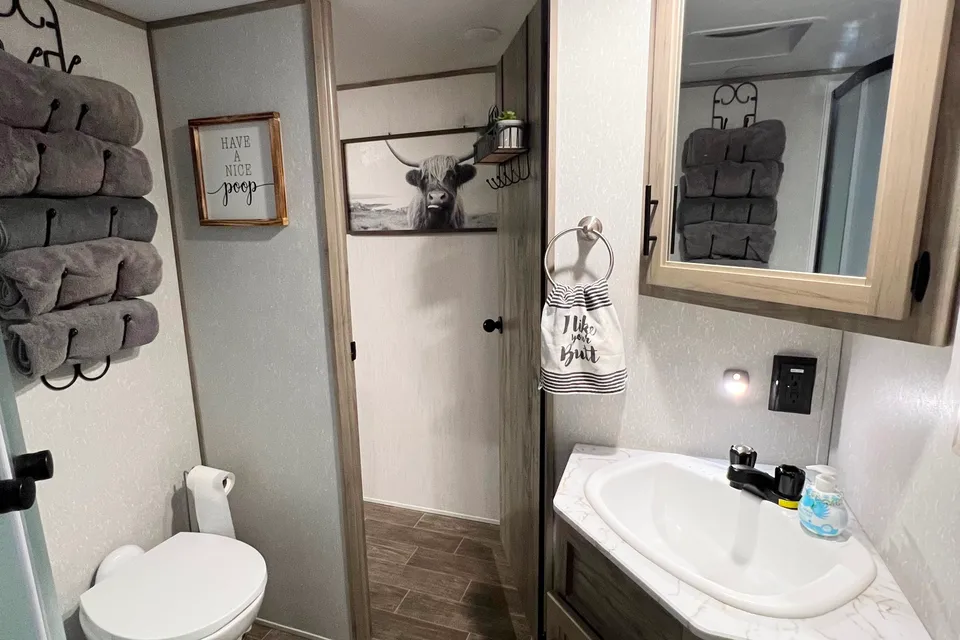 Joshua's Forest River Alpha Wolf 30RDB-L Travel Trailer