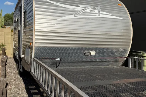 Dylan's Crossroads Z-1 Toy Hauler