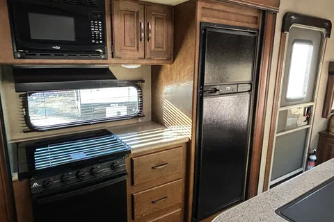 luxury camping on private farm close to everything