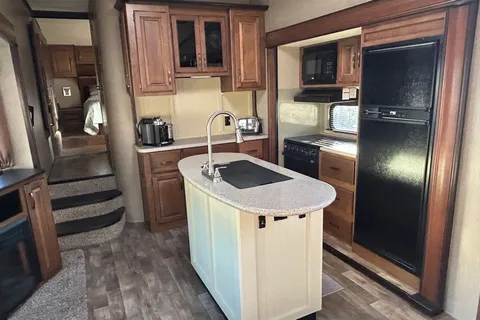 luxury camping on private farm close to everything