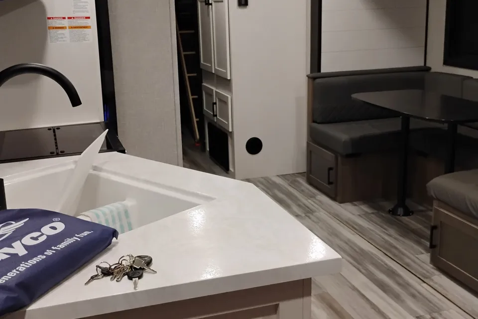 Nichole's Jayco Jay Flight SLX 294QBS Travel Trailer
