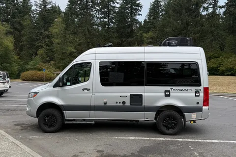 Hoey_Vans