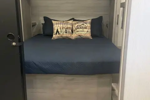 Alicia and David's Glamper Camper