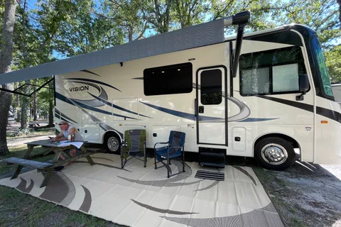 See-Scapes Entegra Vision 29S Class A