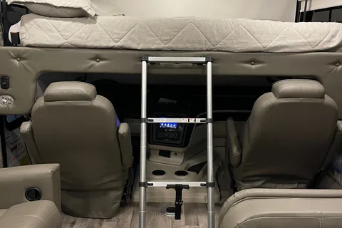 See-Scapes Entegra Vision 29S Class A