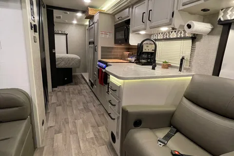 See-Scapes Entegra Vision 29S Class A