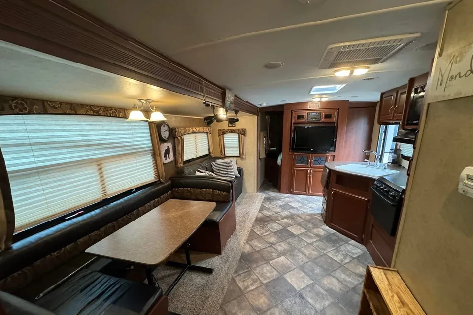 Derick's Evergreen Sun valley Travel Trailer