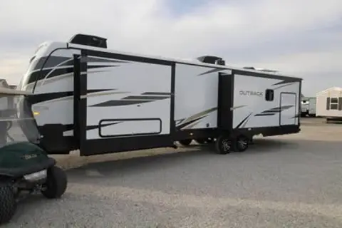 Garrett's Keystone 328RL Travel Trailer 50amp