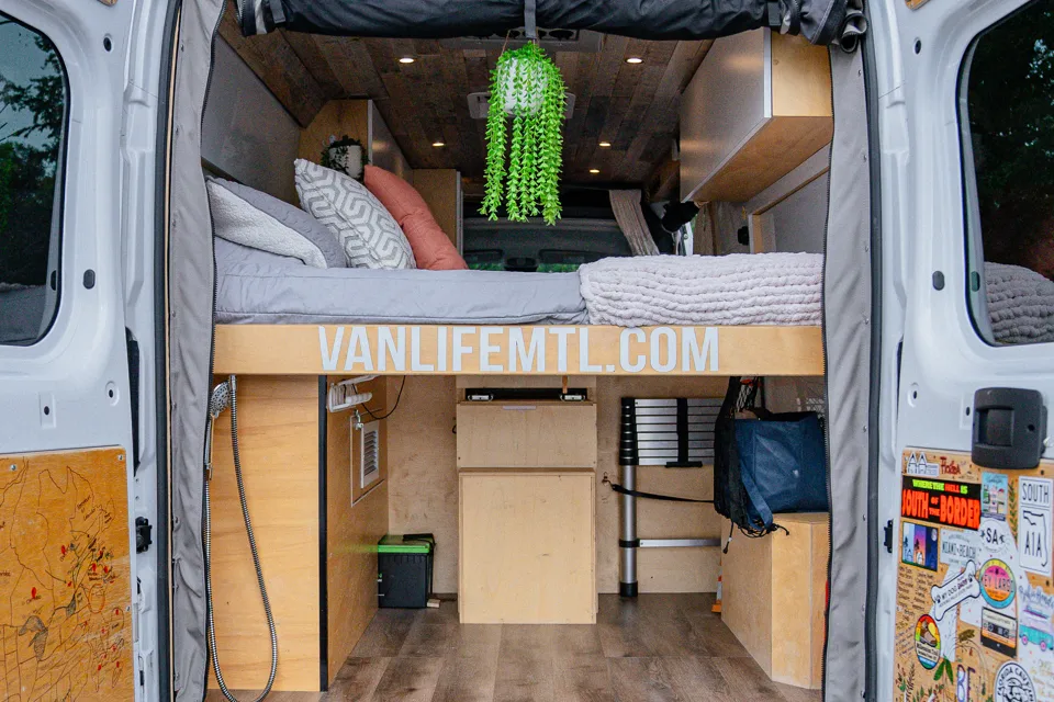 Victoria - Ram Promaster 2500 Classe B