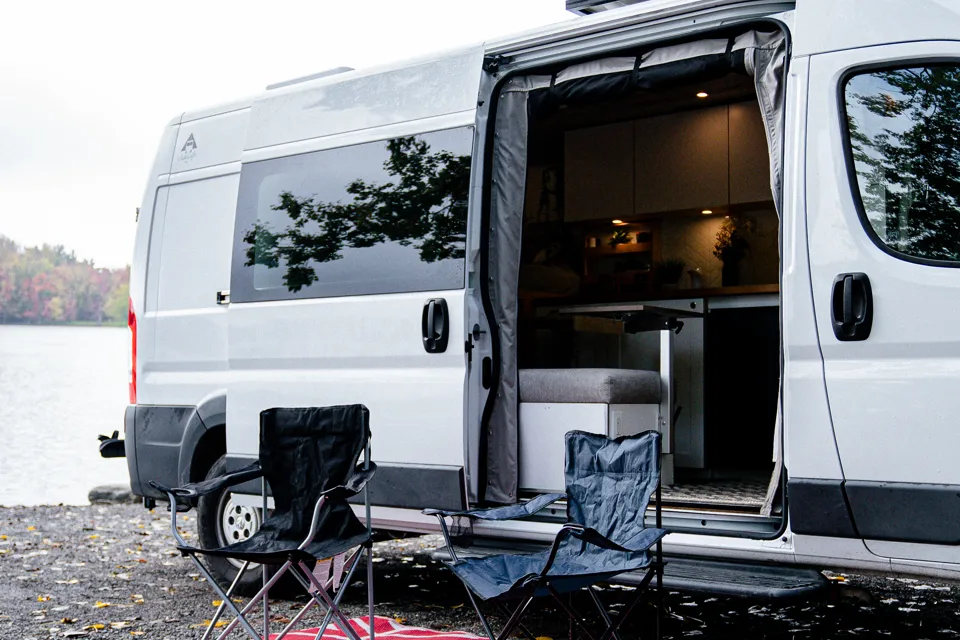 Victoria - Ram Promaster 2500 Classe B