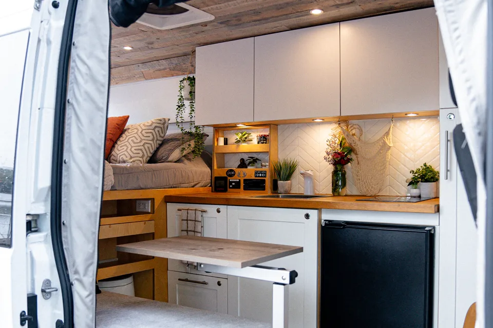 Victoria - Ram Promaster 2500 Classe B