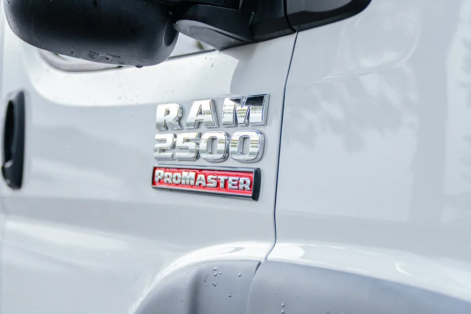 Victoria - Ram Promaster 2500 Classe B