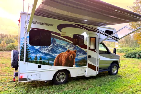The Bear Den