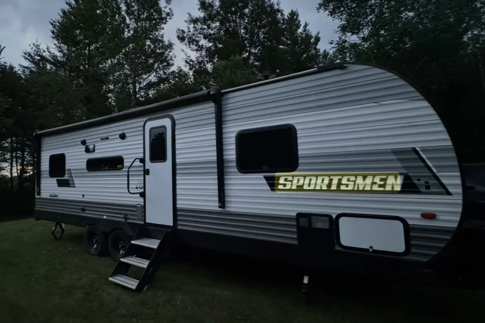 Marlborough Lake Community Camper