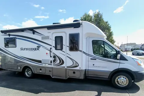 🌲 Évasion en Duo  - Confort Compact ! 🚐