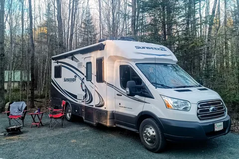 🌲 Évasion en Duo  - Confort Compact ! 🚐
