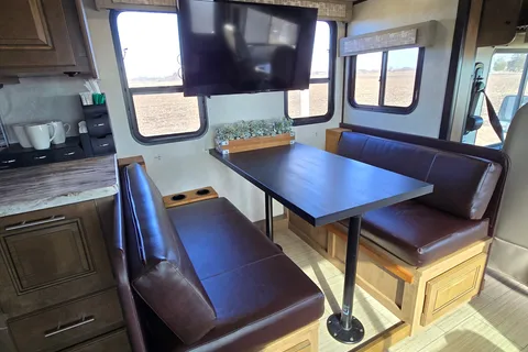 The Defiant - Forest River FR3 32DS Class A