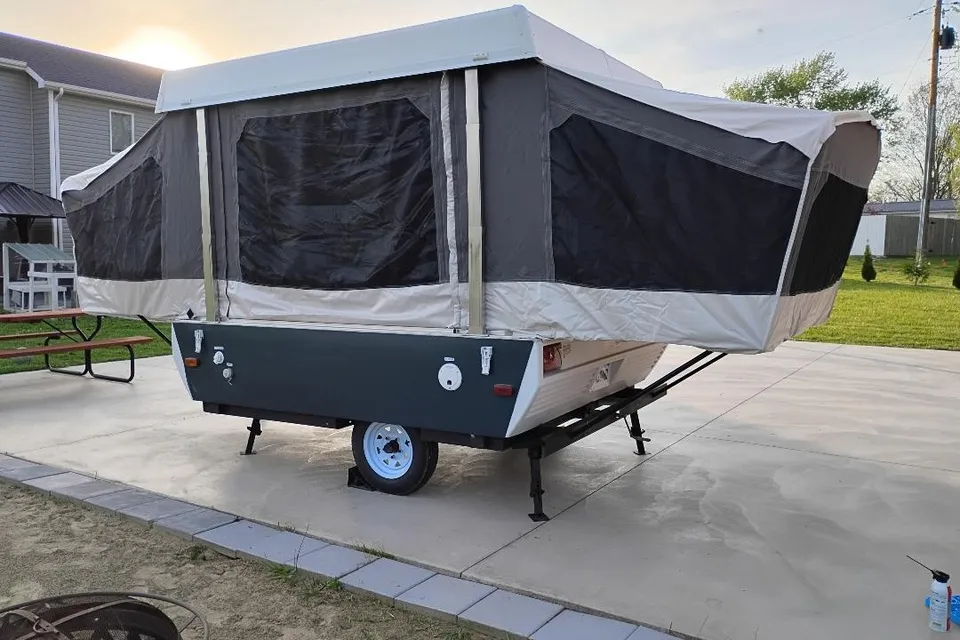 Coleman Taos Tent Trailer
