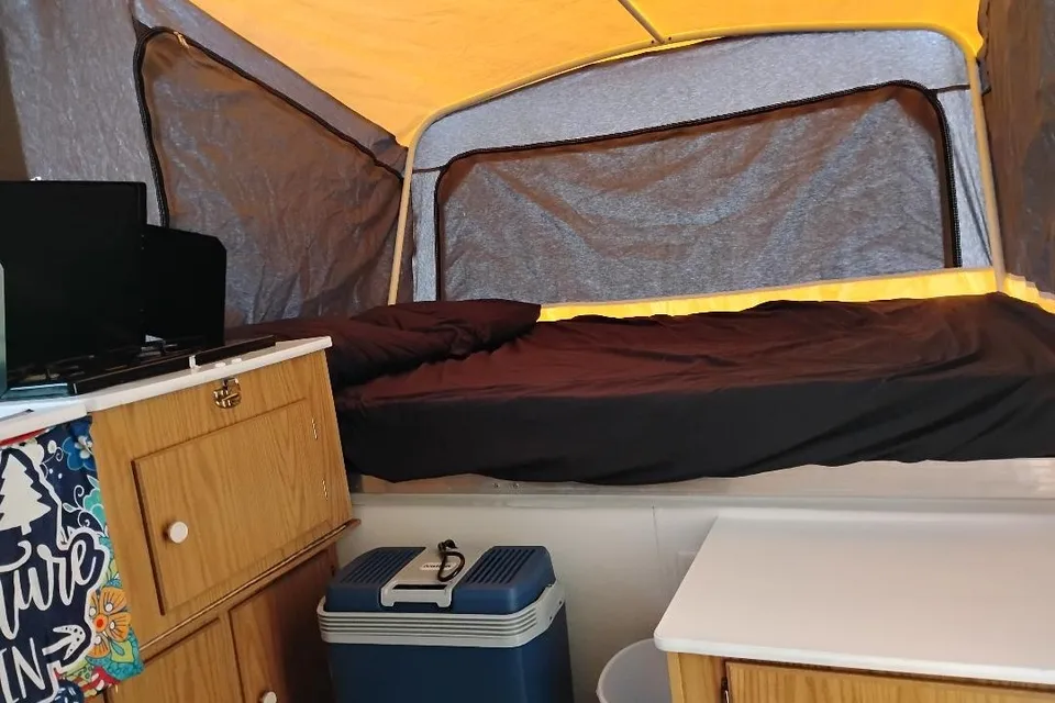 Coleman Taos Tent Trailer