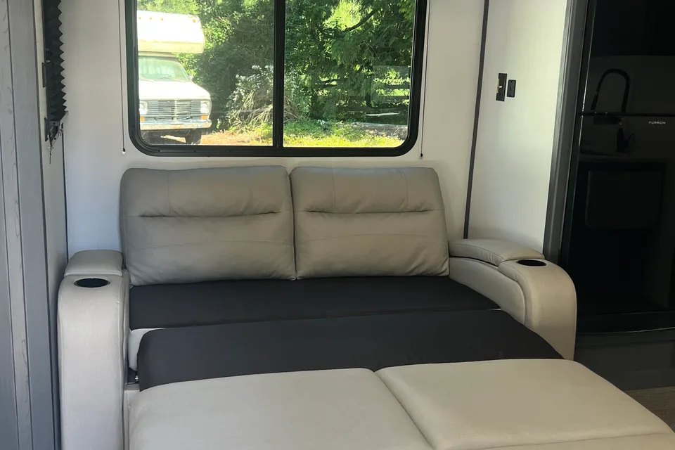 Keystone Bullet - 2530-RDWE Travel Trailer