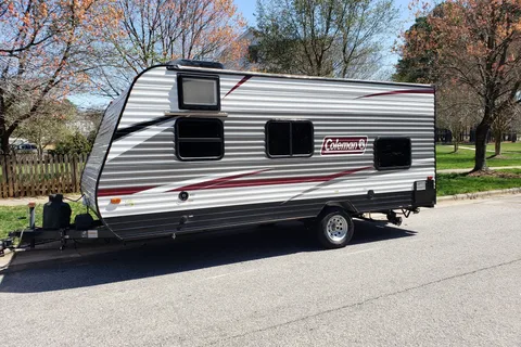 Lantern sleeps 5 and tows easy! Smart TV and on-demand hot water, tiny home on wheels.