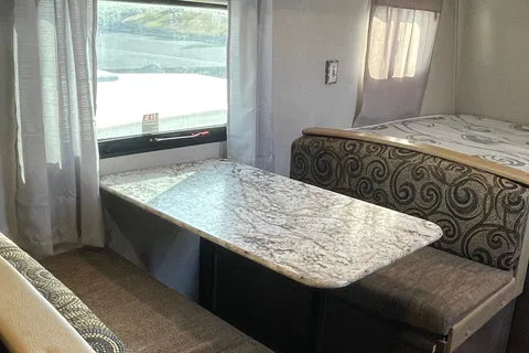Hideout Bunkhouse-Easy Tow Camper Sleeps 5