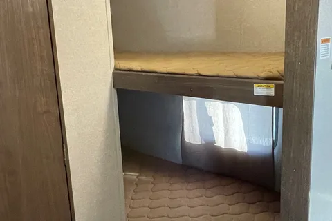 Hideout Bunkhouse-Easy Tow Camper Sleeps 5