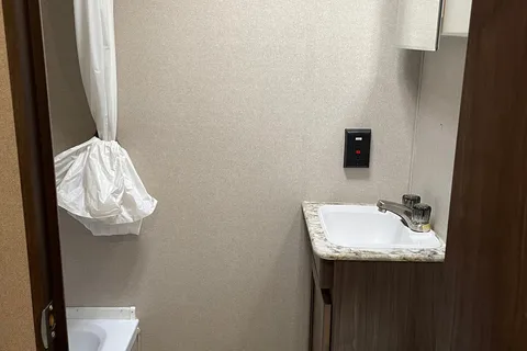 Hideout Bunkhouse-Easy Tow Camper Sleeps 5