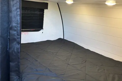 Family Adventure Camper | Bunkhouse | Easy Towing