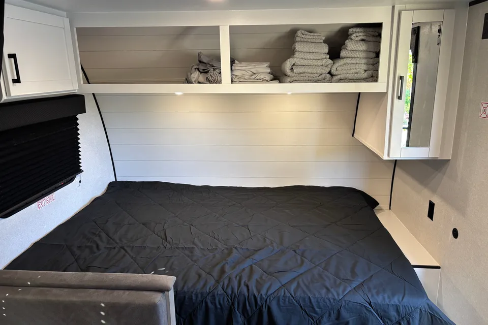 Family Adventure Camper | Bunkhouse | Easy Towing