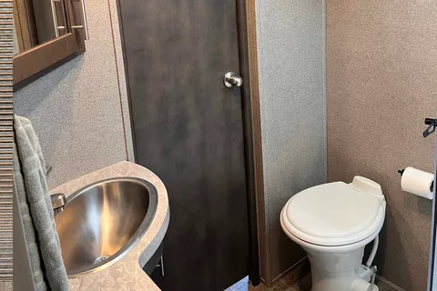Cozy Coast Escape: 2020 Rockwood Ultra Lite 2888WS