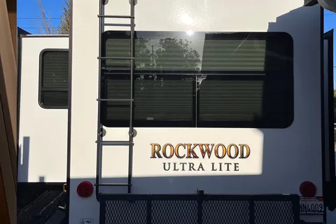 Cozy Coast Escape: 2020 Rockwood Ultra Lite 2888WS