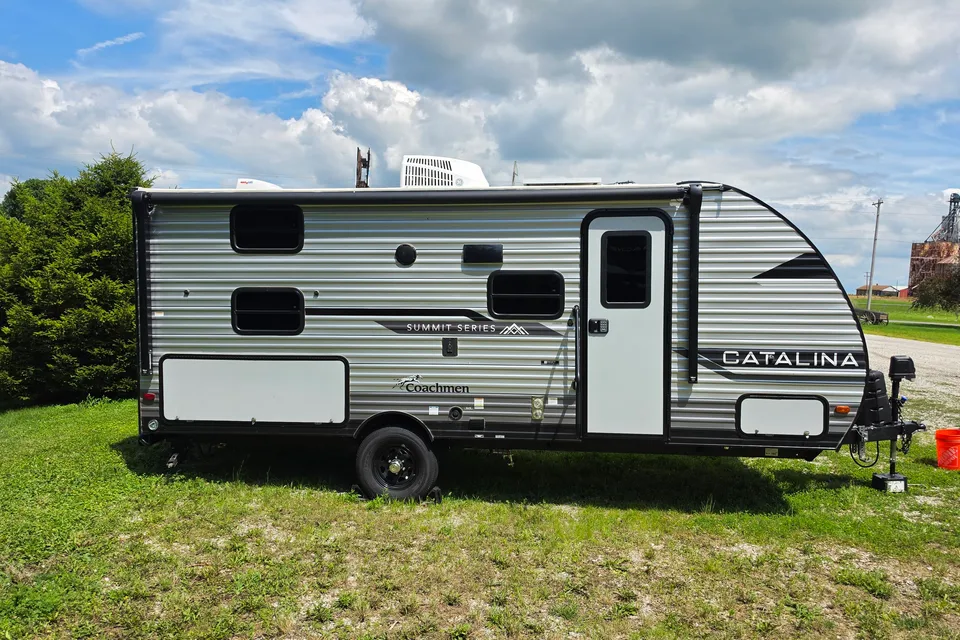 2024 Coachmen 184BHS Family Bunkhouse Travel Trailer