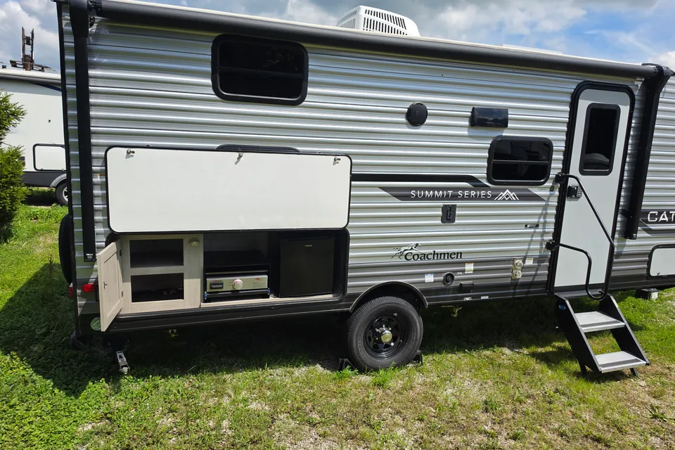 2024 Coachmen 184BHS Family Bunkhouse Travel Trailer