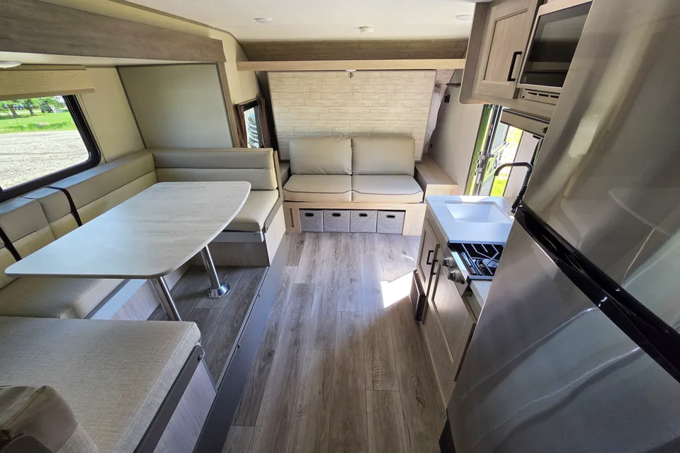 2024 Coachmen 184BHS Family Bunkhouse Travel Trailer