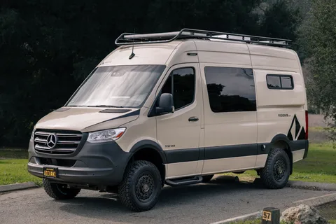“La Explora”  LUXURY Mercedes Sprinter Campervan