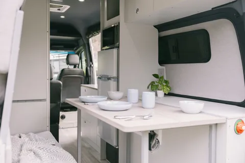“La Explora”  LUXURY Mercedes Sprinter Campervan