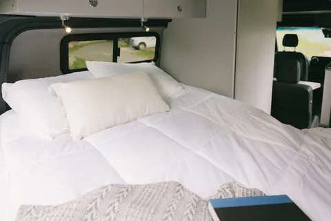 “La Explora”  LUXURY Mercedes Sprinter Campervan