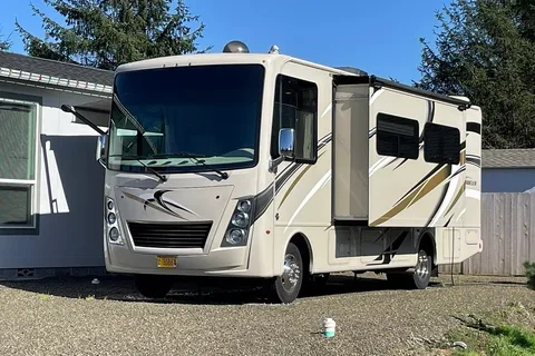 Orien's Freedom Traveler Class A