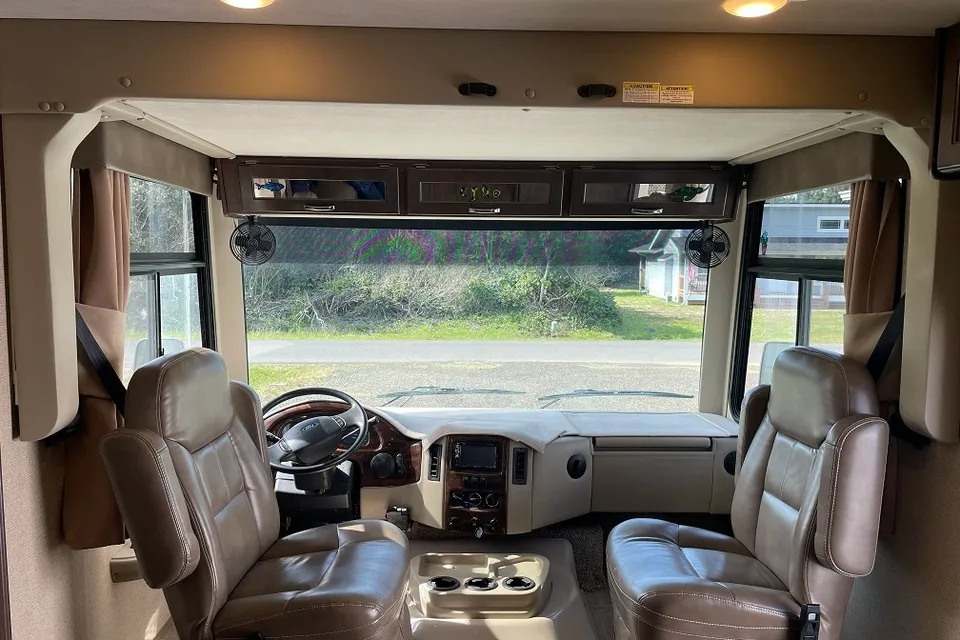 Orien's Freedom Traveler Class A