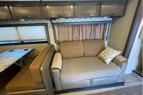 Orien's Freedom Traveler Class A