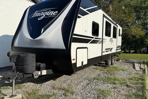 2021 Imagine Family Bunkhouse | Sleeps 8 | Blackstone Griddle | Delivery Available