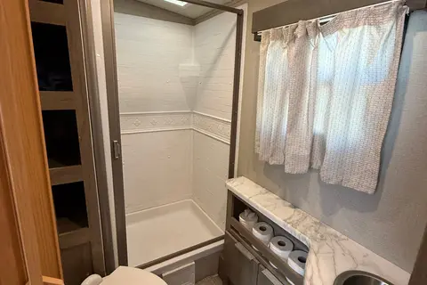2021 Imagine Family Bunkhouse | Sleeps 8 | Blackstone Griddle | Delivery Available