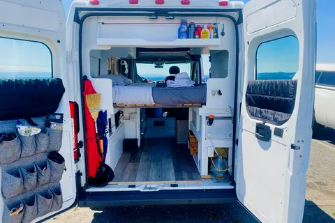 Island Dream - 4 season camper, pets welcome